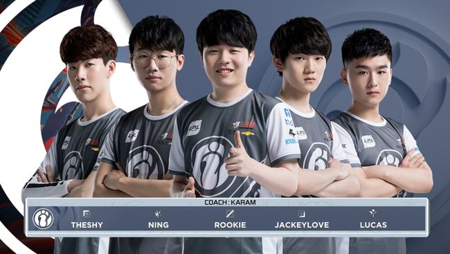 在短短一个 在短短一个